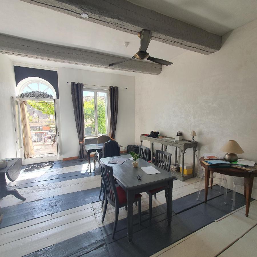 Maison Capucine Meze Luaran gambar