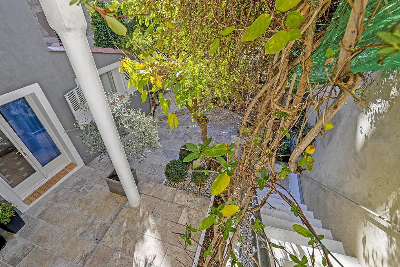 Maison Capucine Meze Luaran gambar